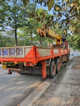 DỊCH VỤ VẬN CHUYỂN HÀNG HÓA BẰNG XE CẨU TỰ HÀNH CHUYÊN DỤNG TẠI UÔNG BÍ LIÊN HỆ: 0913.581.951